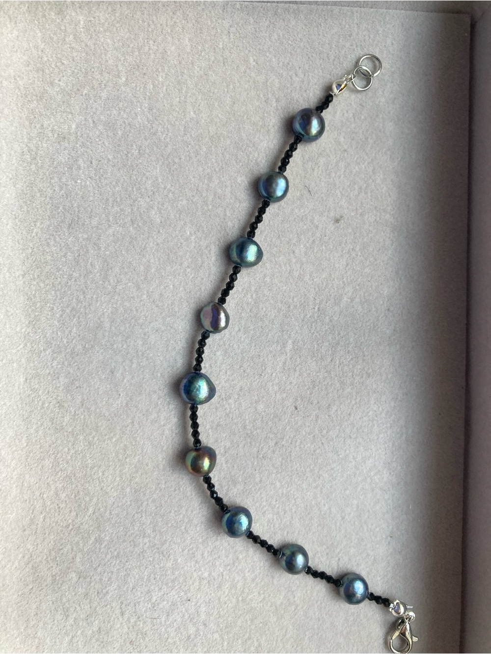 Genuine Black freshwater Pearl Bracelet with Silver Clasp - Picture 2 of 10